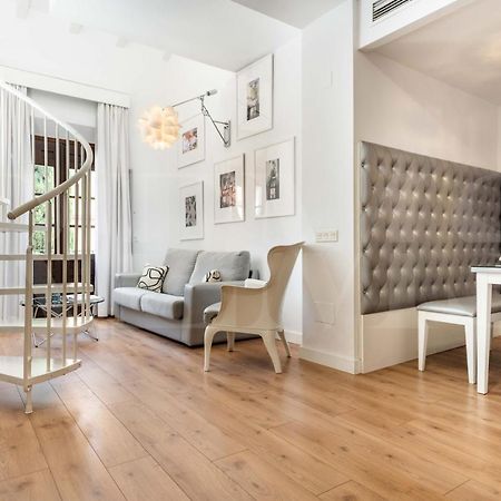 Loft Duplex With Private Terrace - Historic Center By Rems Daire Málaga Dış mekan fotoğraf